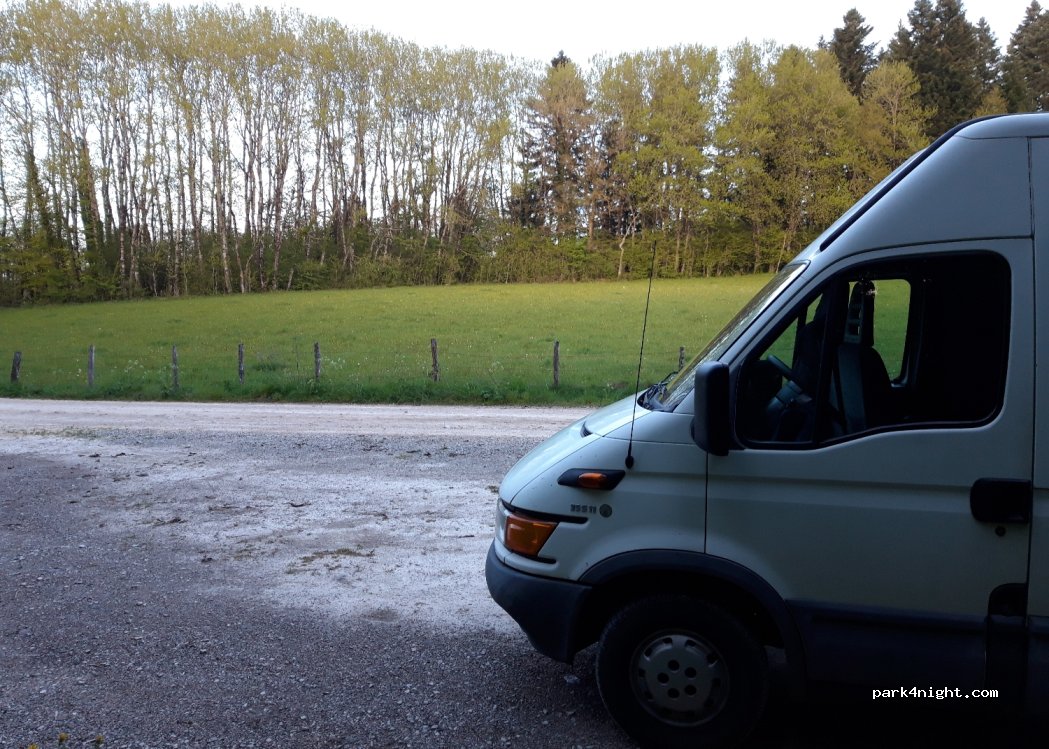 (25520) Goux-les-Usiers - Unnamed Road — foto 3