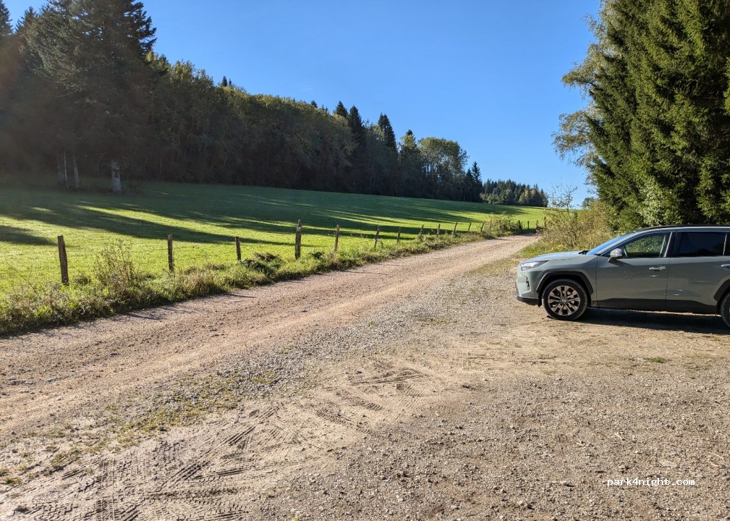 (25520) Goux-les-Usiers - Unnamed Road — foto 4