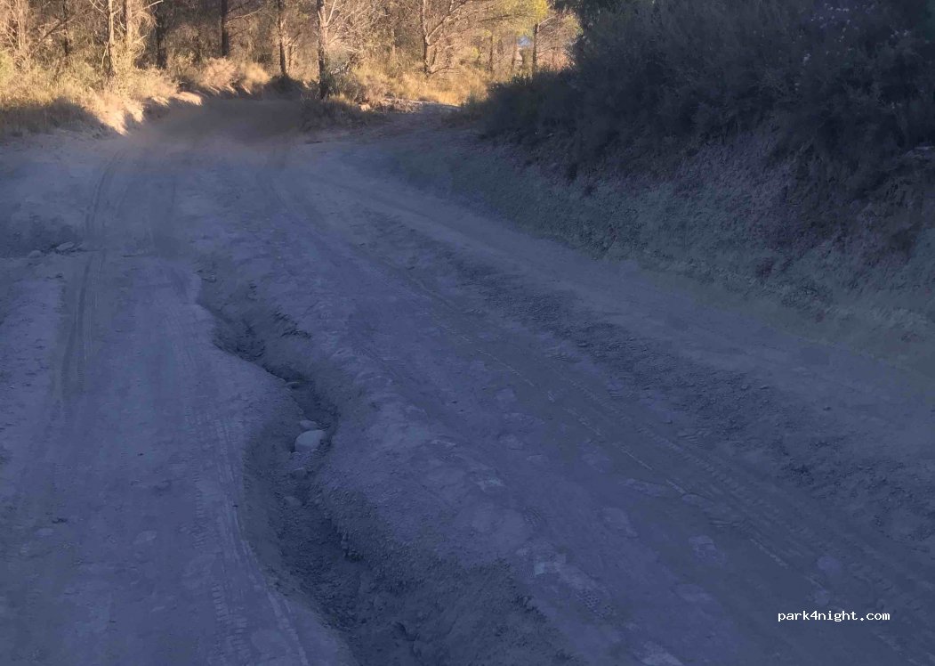 (50682) Sigüés - Antigua Carretera a Jaca — foto 2