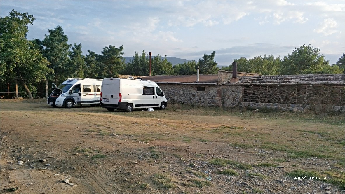 () Kvakhvreli - Uplistsikhe Complex Road — foto 3