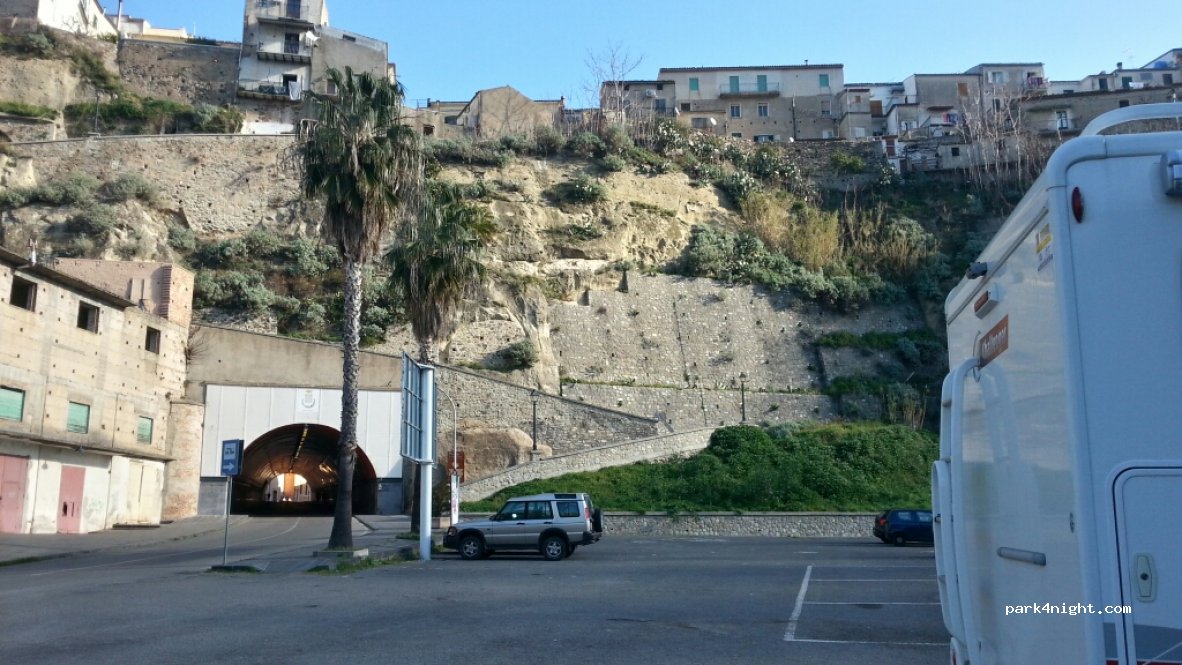 (87067) Rossano - 14 Via Giuseppe Rizzo — foto