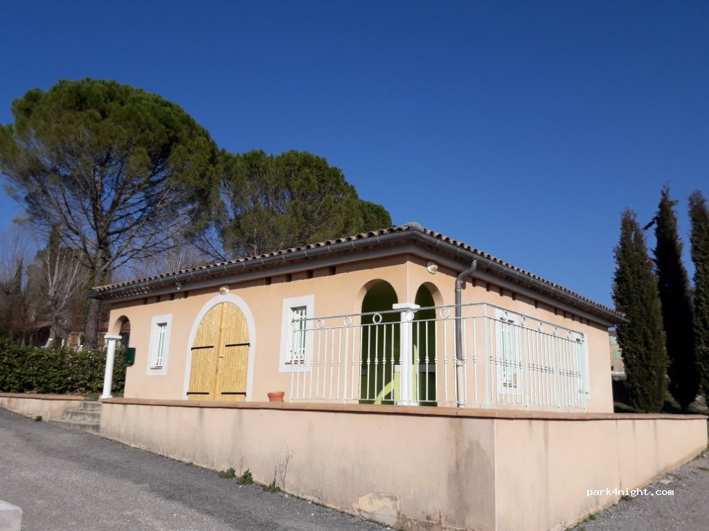 Camping Municipal Le Grillon — foto