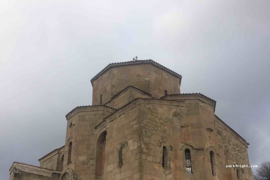 () Djvari - Zahesi-Jvari Monastery — foto 2