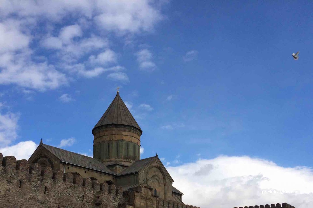 () Mtskheta - Narekvavi-Mtskheta-Railway Station — foto 2