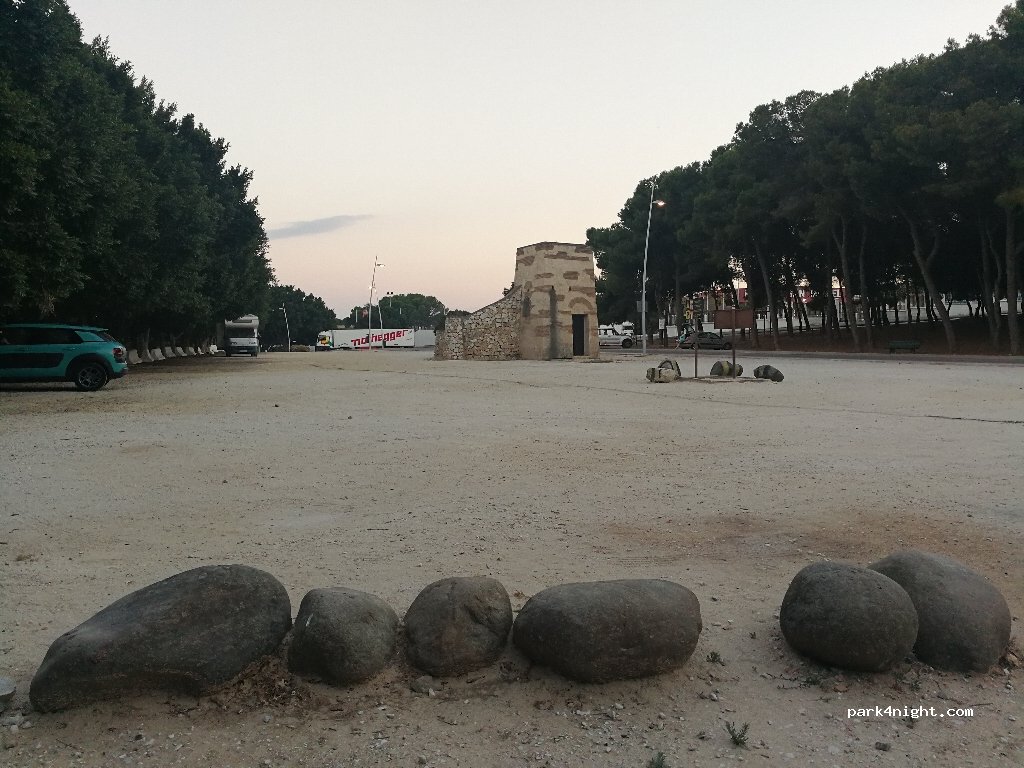 (29620) Torremolinos - Carril de los Manantiales — foto 4
