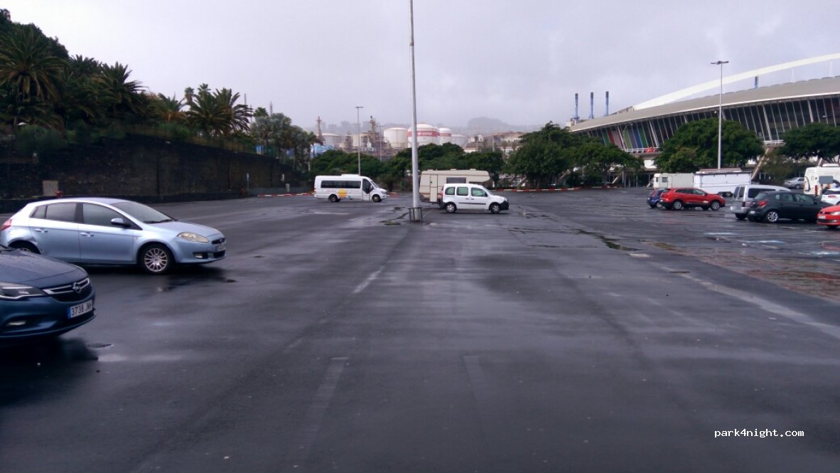 (38003) Santa Cruz de Tenerife - 12 Avenida la Constitución — foto 4