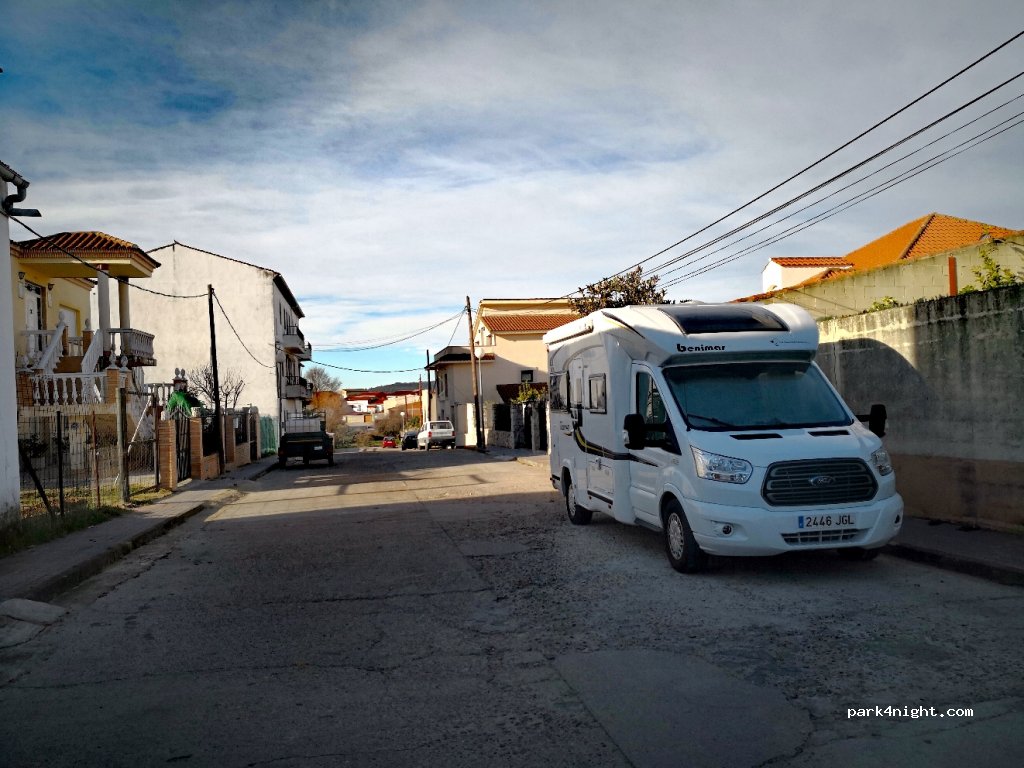(10160) Alcuéscar - 2 Calle Natividad Gabriel — foto