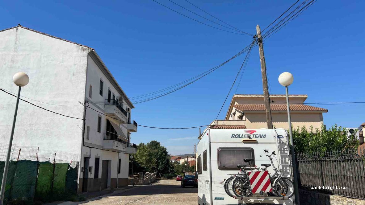 (10160) Alcuéscar - 2 Calle Natividad Gabriel — foto 2