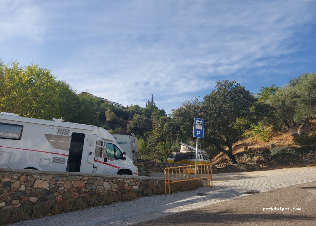 (41890) El Castillo de las Guardas - Avenida Cruz de Marin — foto 4