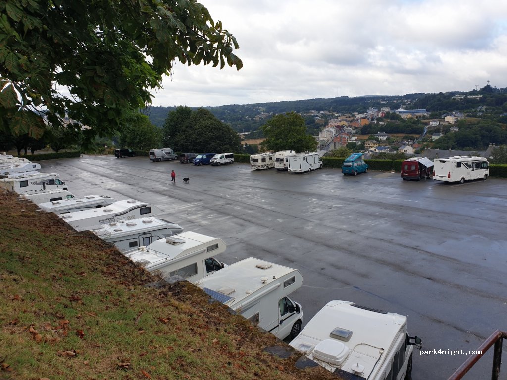 Area Caravan e Camper Lugo — foto
