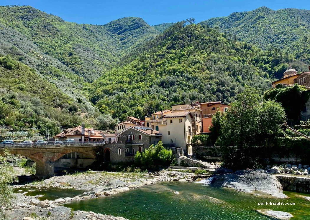 (18010) Badalucco - 3 Via Ugo Secondo Partigiano — foto 4