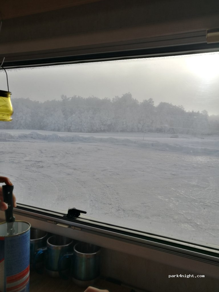 () Văliug - DJ582E — foto 3