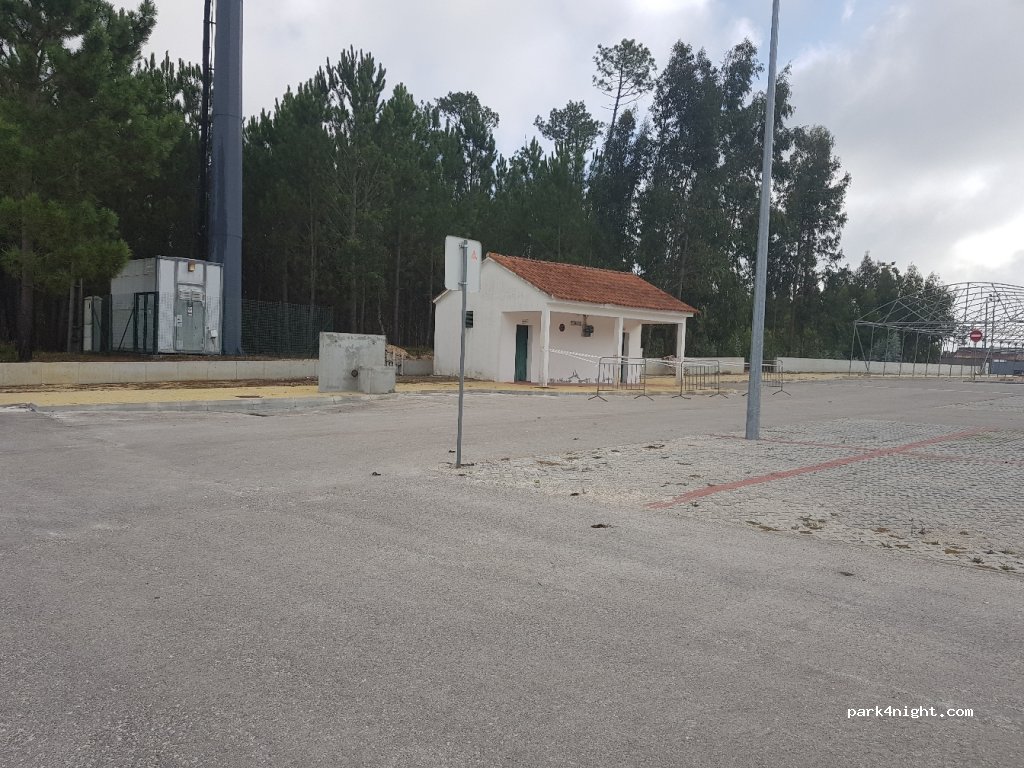 (3105) Guia - Rua Campo de Futebol — foto 2