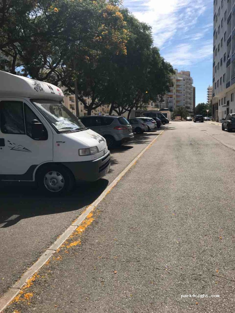 (8500) Portimão - Rua do Campo de Futebol — foto 2