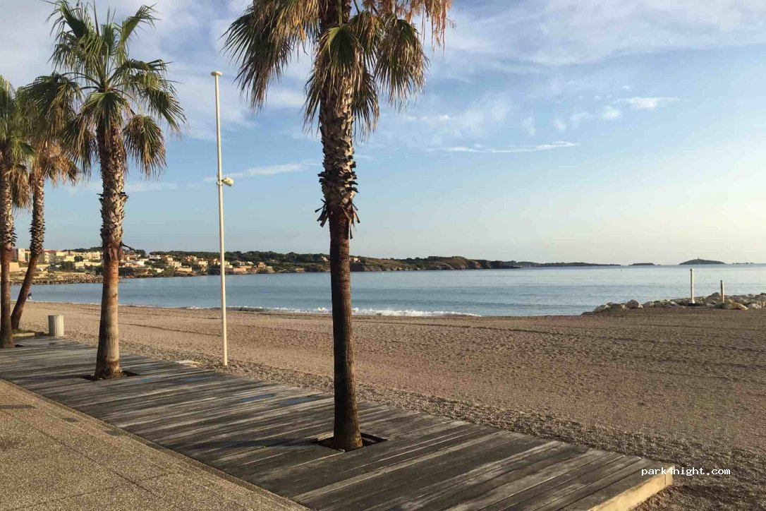 (83140) Six-Fours-les-Plages - 193-205 Promenade Général Charles de Gaulle — foto 4