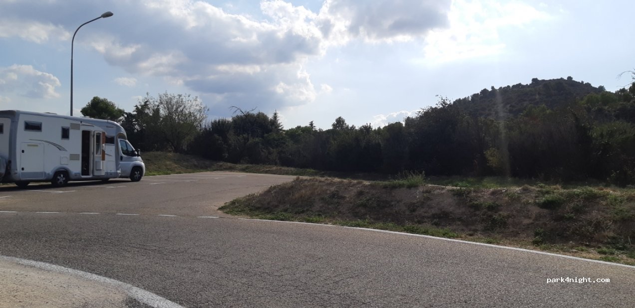 (30400) Villeneuve-lès-Avignon - 32 Rue des Poètes — foto 2