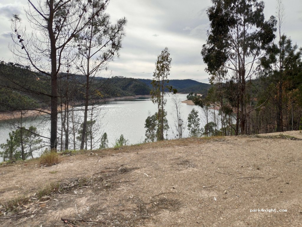 (6110) Vila de Rei - Rua da Praia — foto 3