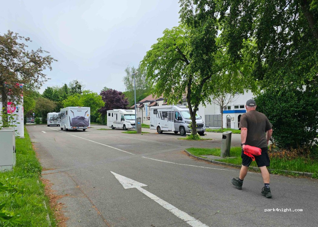 Wohnmobilstellplatz Friedrichshafen — foto 2