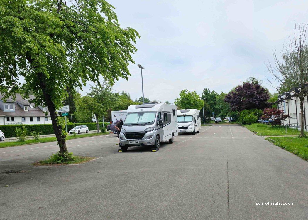 Wohnmobilstellplatz Friedrichshafen — foto 3