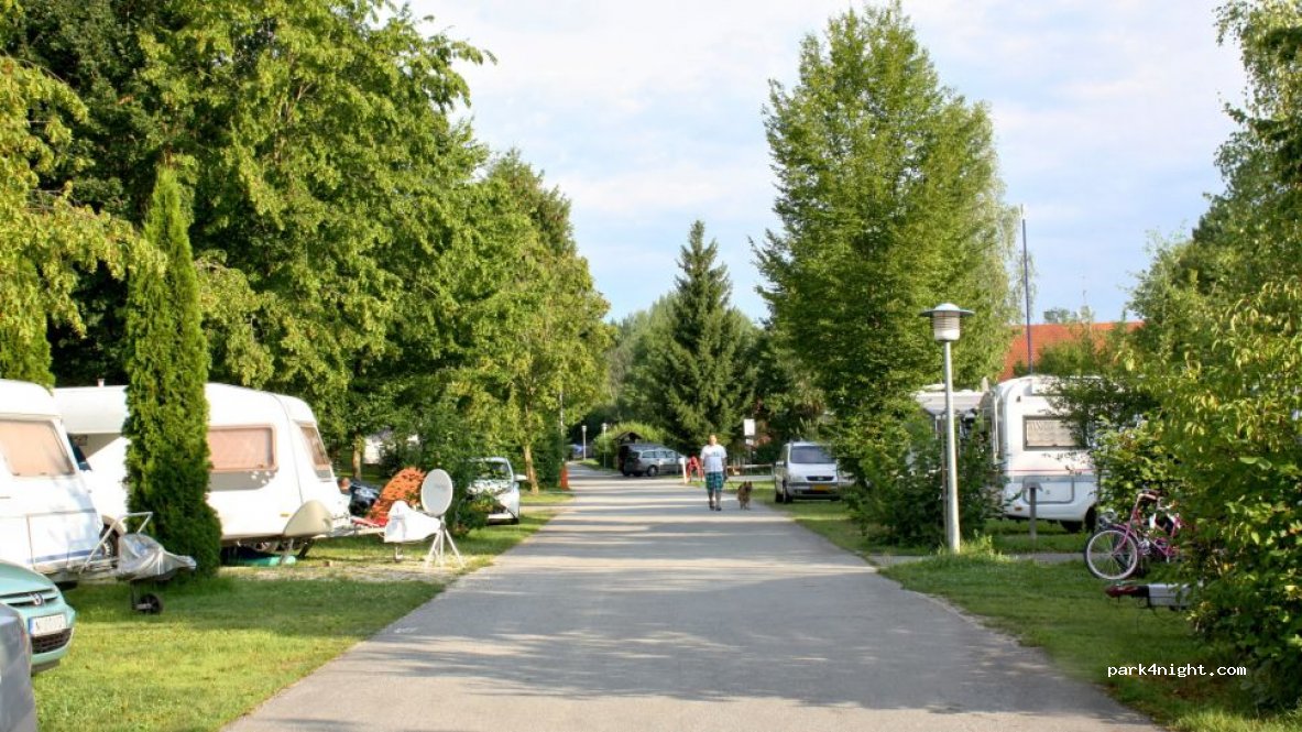 Bavaria Kur-Sport Camping Park — foto