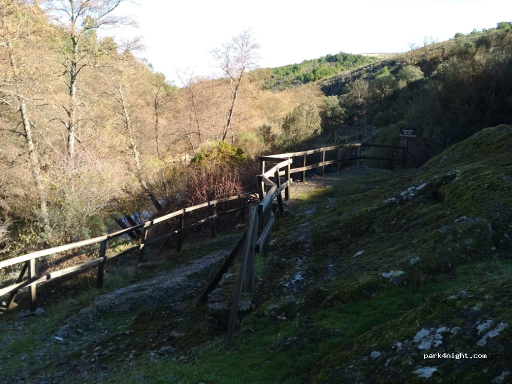 (10649) Casar de Palomero - Camino — foto