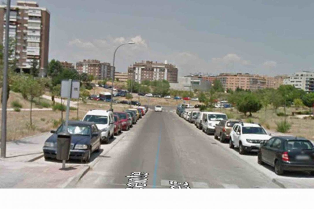 (28050) Madrid - 2 Calle de Vicente Blasco Ibáñez — foto