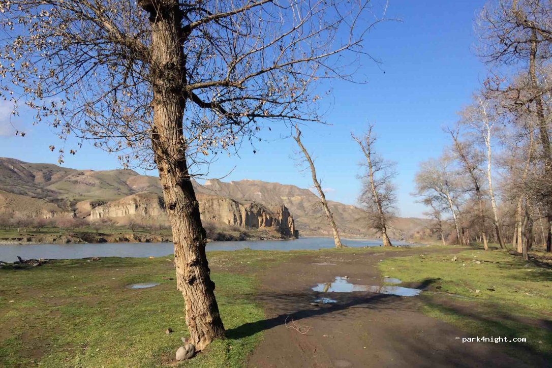() Rustavi - Unnamed Road — foto 3