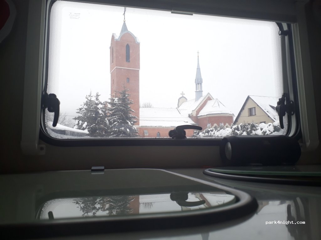 (38-700) Ustrzyki Dolne - 1 Dworcowa — foto 2