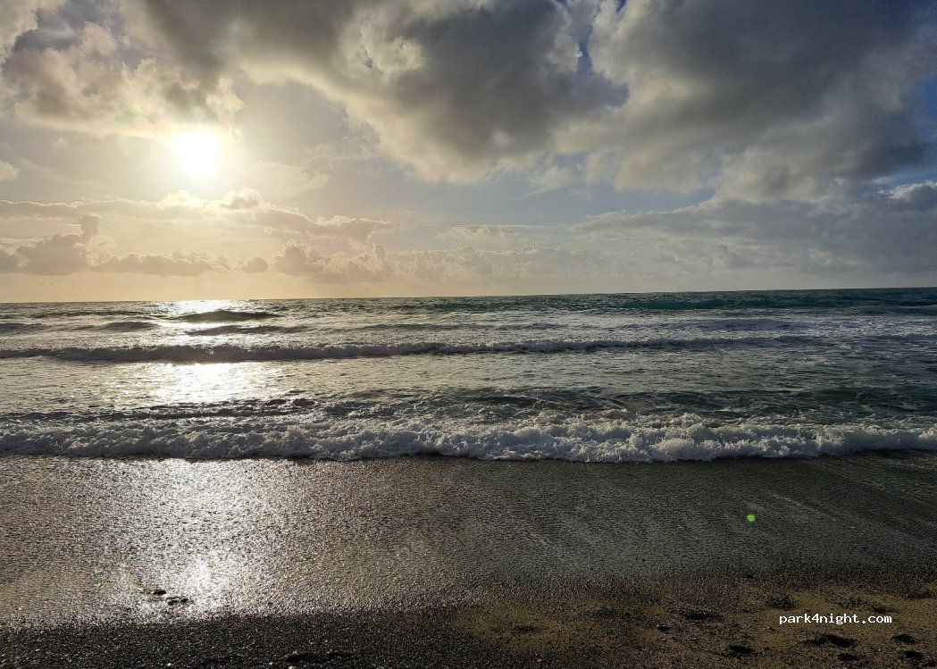 (88040) Gizzeria Lido - Unnamed Road — foto 3