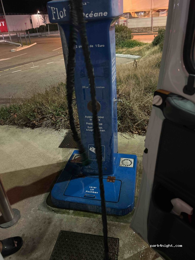 (13400) Aubagne - Chemin des Bonnes Nouvelles — foto 4