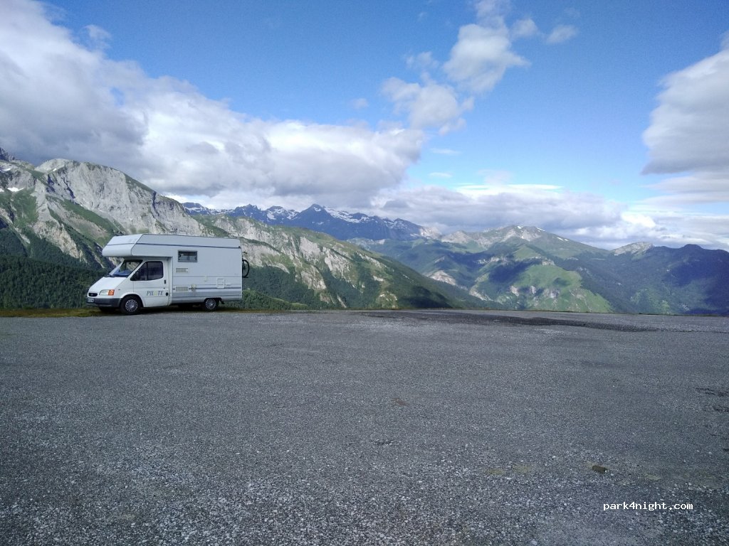 (64440) Béost - Grum — foto 3