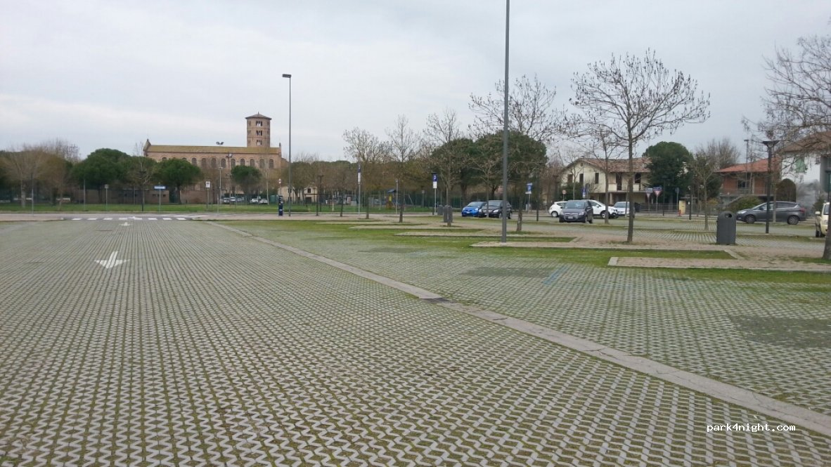 (48124) Classe - Via Enzo Ferrari — foto 2