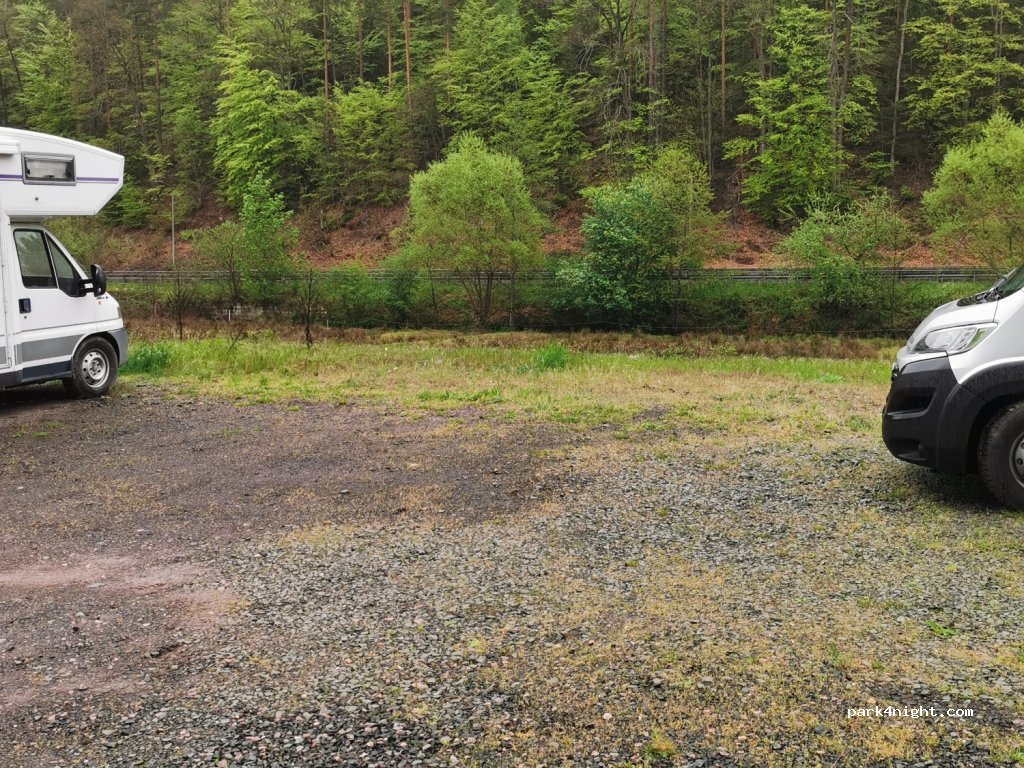 (67471) Elmstein - 92 Bahnhofstraße — foto 3