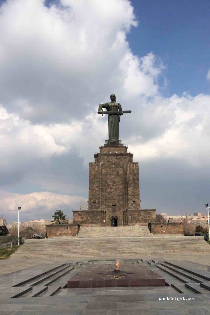 () Yerevan - to Helipad — foto