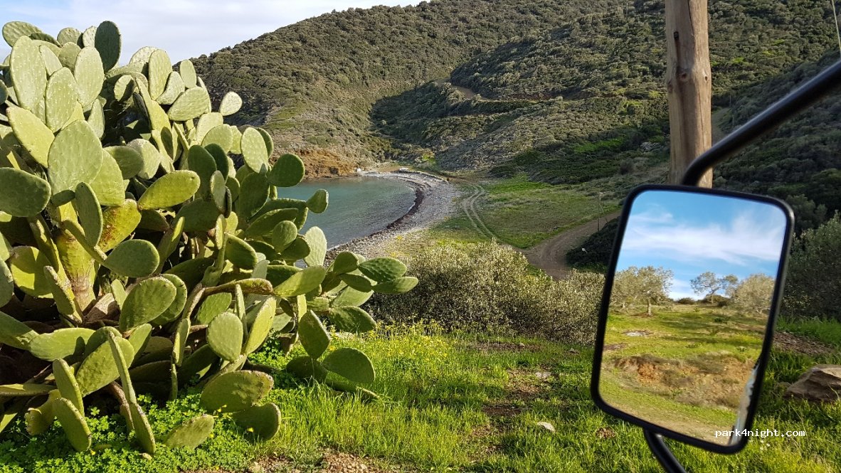 (180 20) Galatas - Unnamed Road — foto