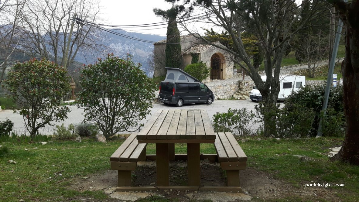 (06500) Sainte-Agnès - 81 Avenue du Château — foto