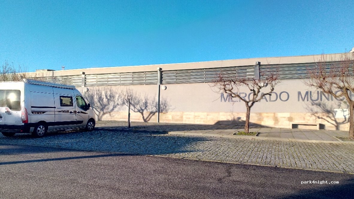 (6440) Figueira de Castelo Rodrigo - 50 Rua Artur Costa — foto 3