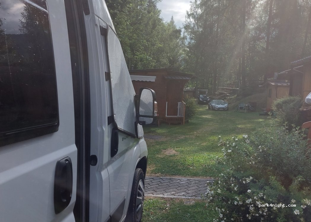 Camping Aprica. — foto