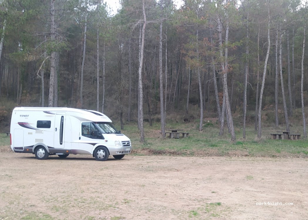 (08612) Montmajor - Unnamed Road — foto 4