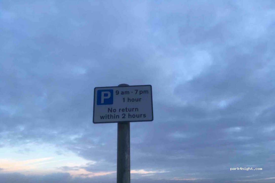 (SO41 0PY) Milford on Sea - 20 Hurst Road — foto
