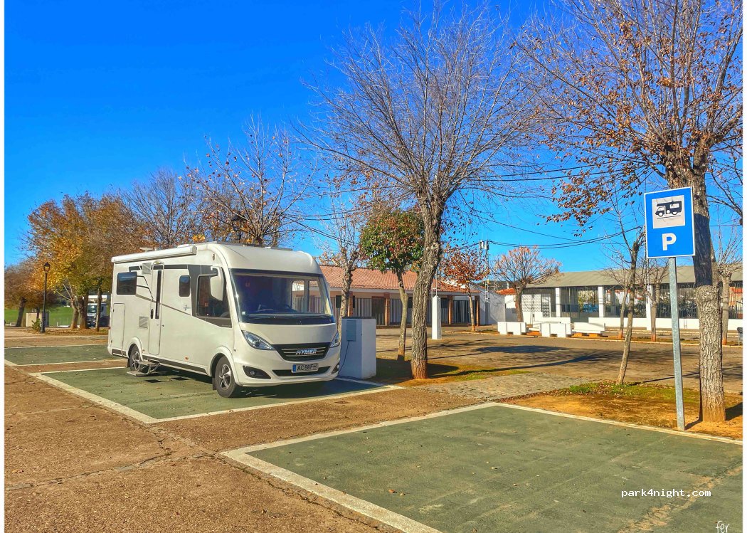 (41460) Las Navas de la Concepción - 27 Calle Jose Maria Peman (Recinto Ferial) — foto 5