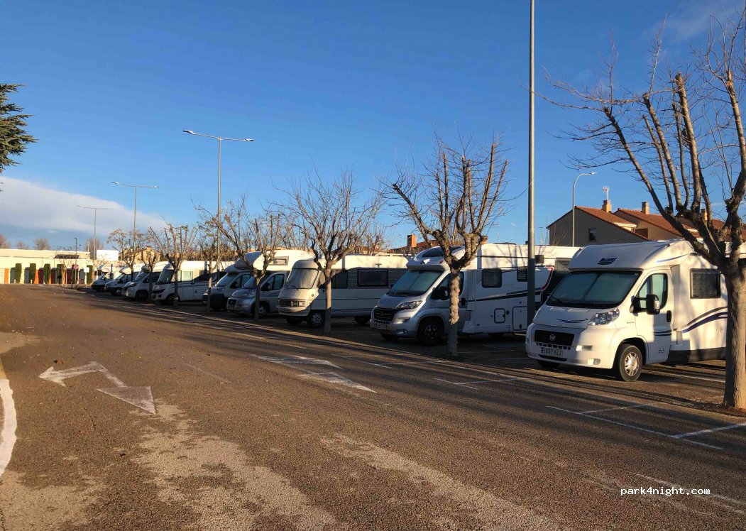 (31520) Cascante - 36 Avenida Fundación Fuentes Dutor — foto