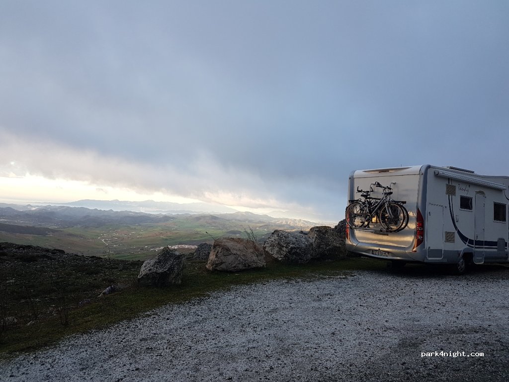 (29200) Antequera - Unnamed Road — foto