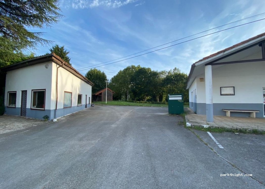 (39691) Iruz - 85A Barrio Iruz — foto