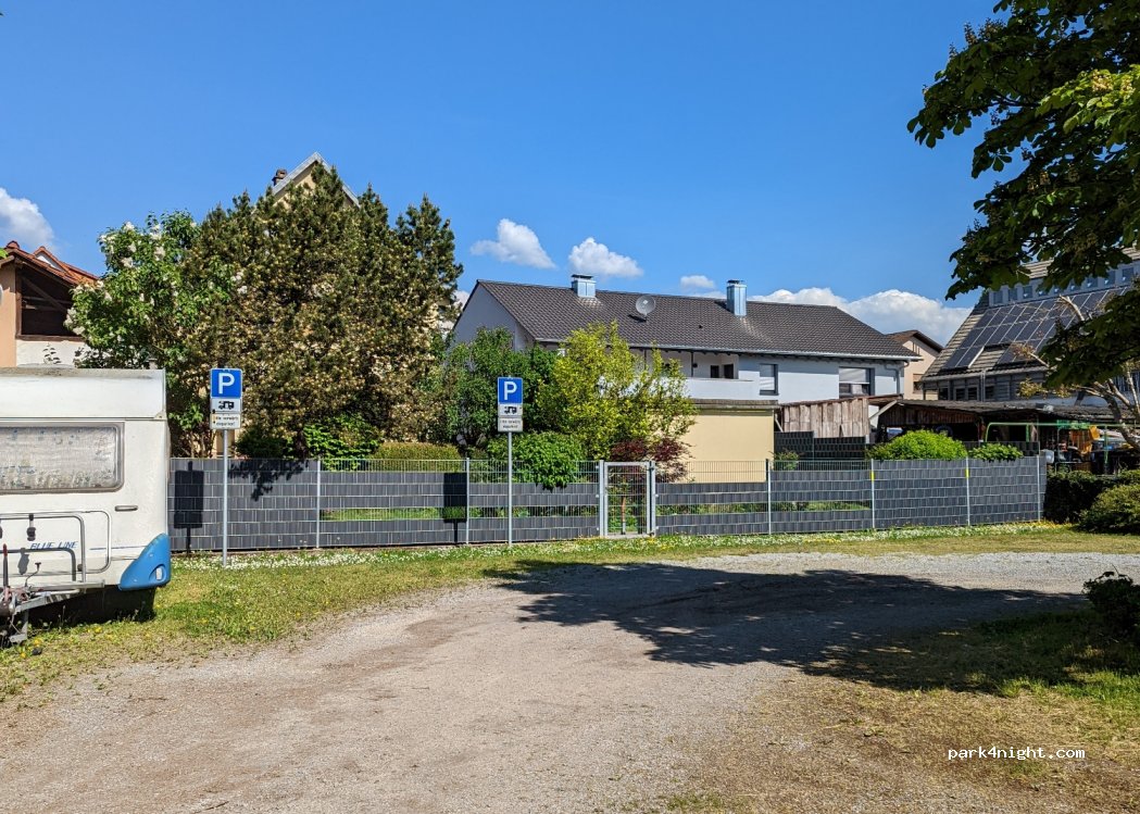 (69256) Mauer - Schlosshof — foto 3