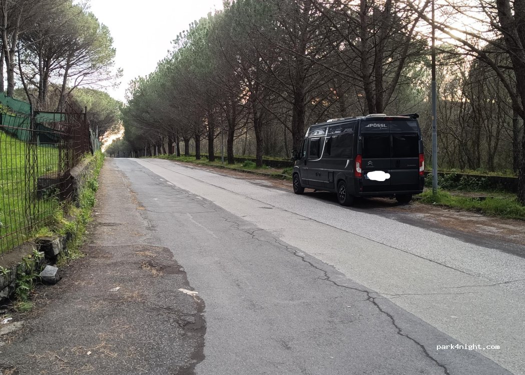 (95030) Nicolosi - Via Goethe — foto 4