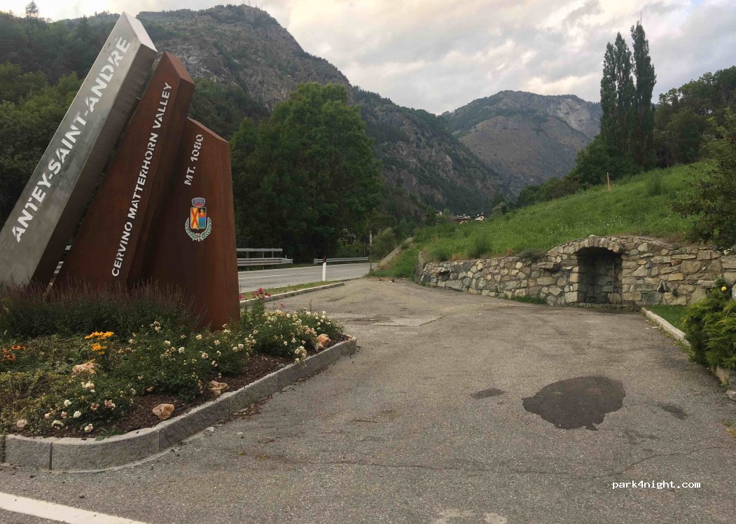 (11020) Antey S.Andrè - 6 Strada Regionale 46 della Valtournenche — foto