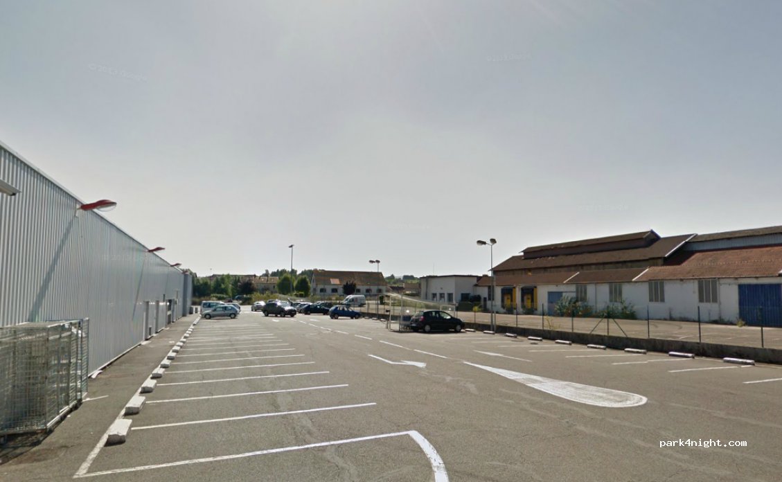 (25250) L'Isle-sur-le-Doubs - Place Aristide Briand — foto