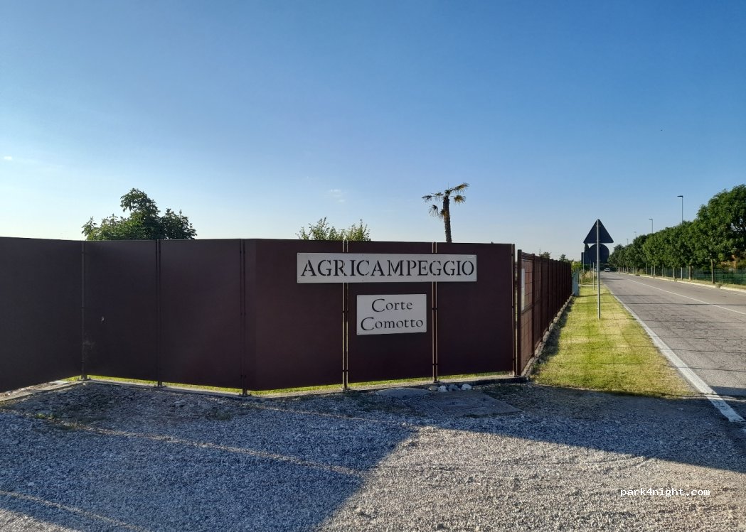 AGRICAMPEGGIO COURT — foto 3
