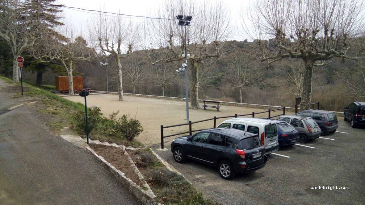 (83111) Ampus - 1 Saint-Roch — foto